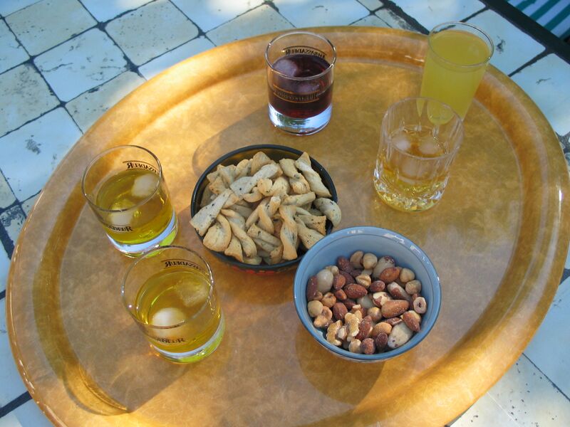 Файл:Aperitif for five.jpg