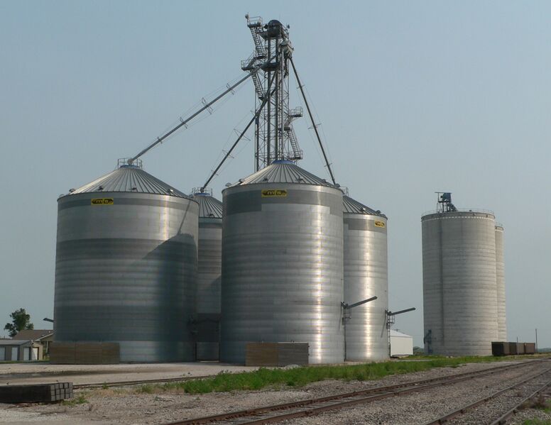 Файл:Hallam, Nebraska grain elevator.JPG