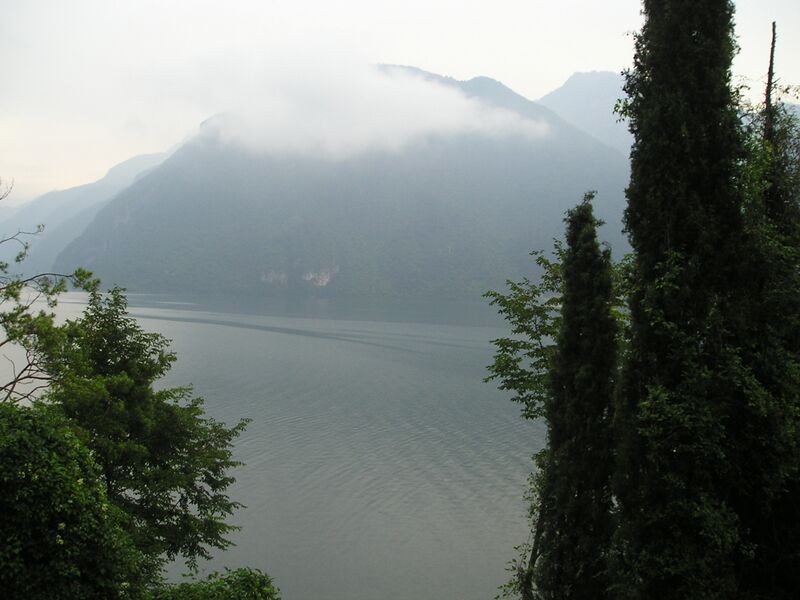 Файл:Lago d'Idro da Anfo.JPG
