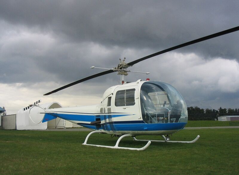 Файл:Bell47J.JPG