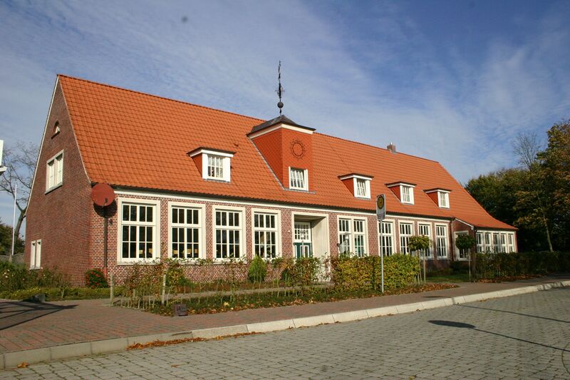 Файл:UtarpSchule.jpg