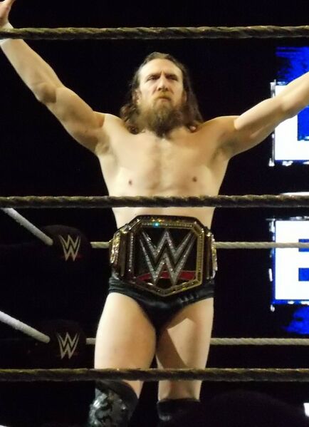 Файл:Daniel Bryan WWE Champion 2019.jpg