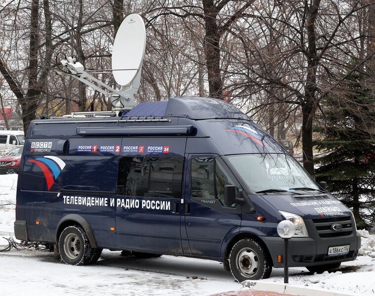 Файл:Vesti broadcasting van.JPG
