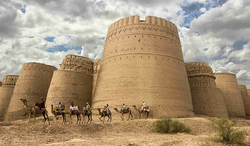 Файл:Darawar Fort.jpg