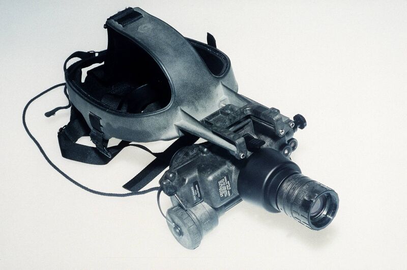 Файл:AN PVS-7 Cyclops.JPG