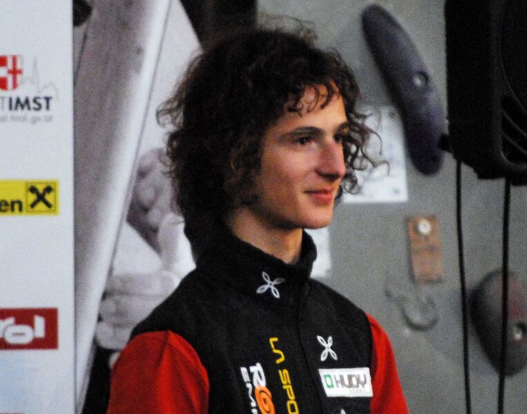 Файл:Adam Ondra Imst 2009.JPG