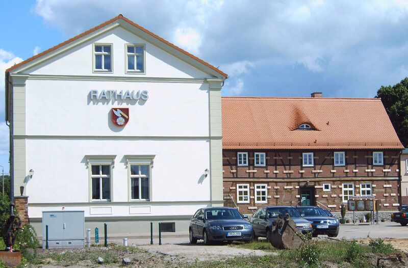Файл:Barleben Rathaus.JPG