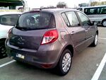 Clio III сзади