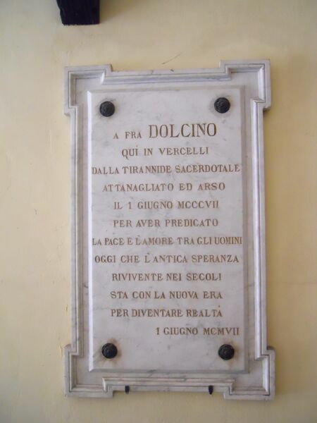 Файл:Targa Fra Dolcino.JPG