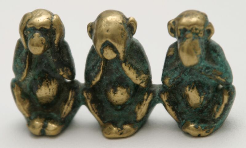 Файл:Three wise monkeys figure.JPG