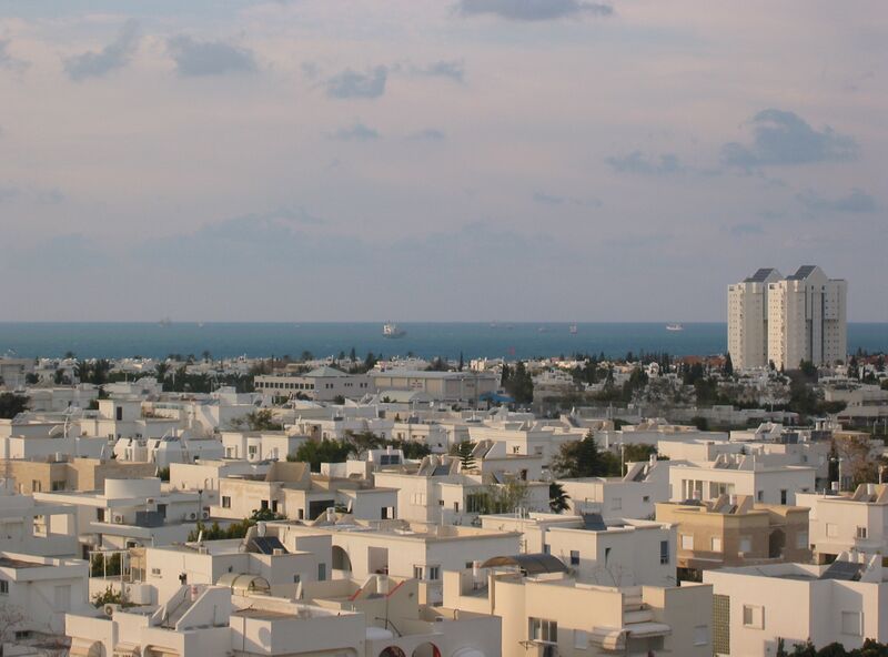 Файл:Ashdod 2005, rooftop view p2.JPG