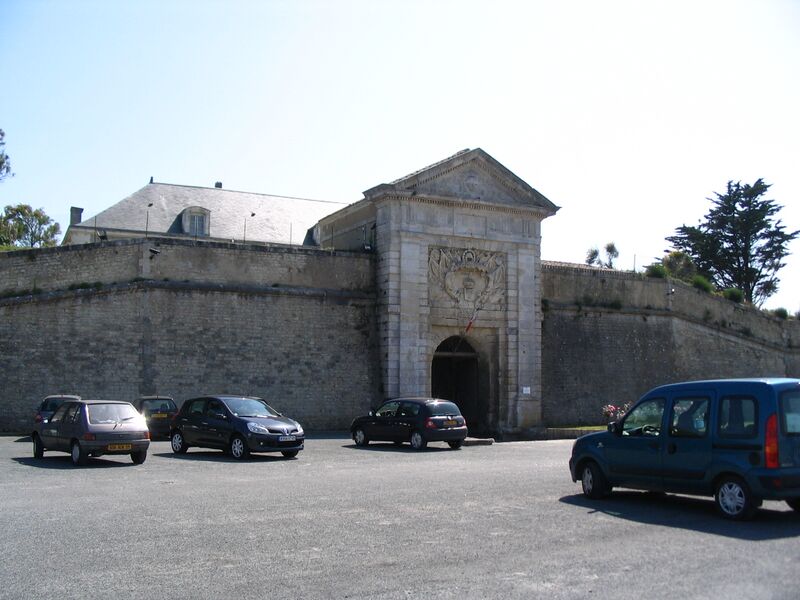 Файл:Prison of Saint-Martin-de-Ré.jpg