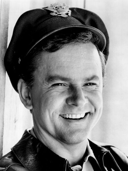 Файл:Bob Crane Colonel Hogan 1969.JPG