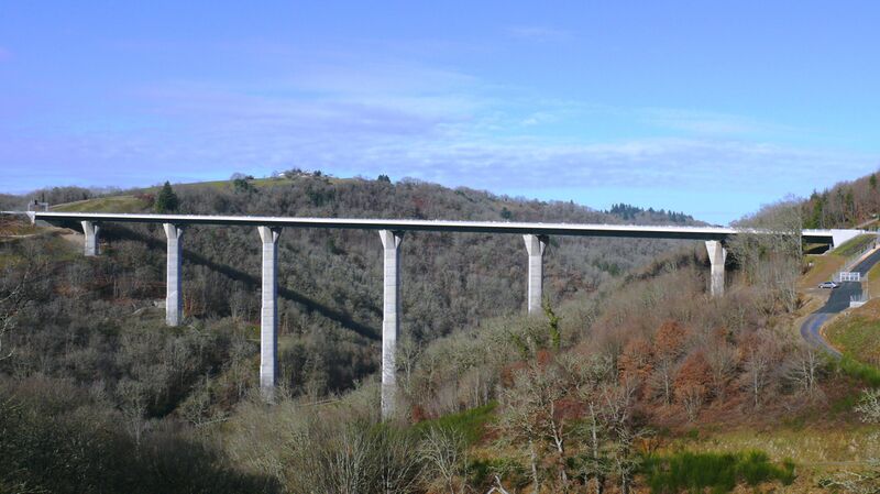 Файл:Viaduc de l'Elle Ensemble 2008.JPG