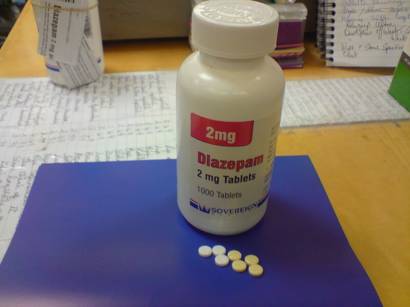 Файл:Diazepam2mgand5mgtablets.JPG