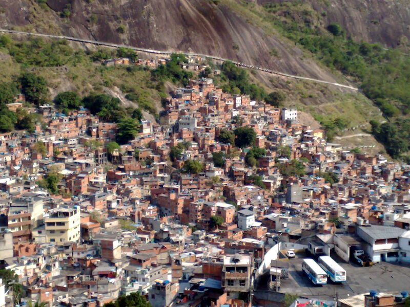 Файл:Rocinha Favela.jpg