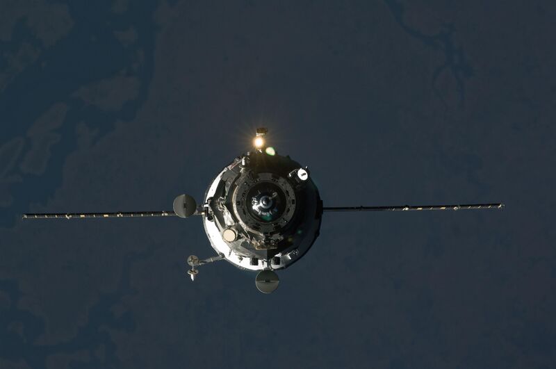 Файл:Progress M-02M.jpg