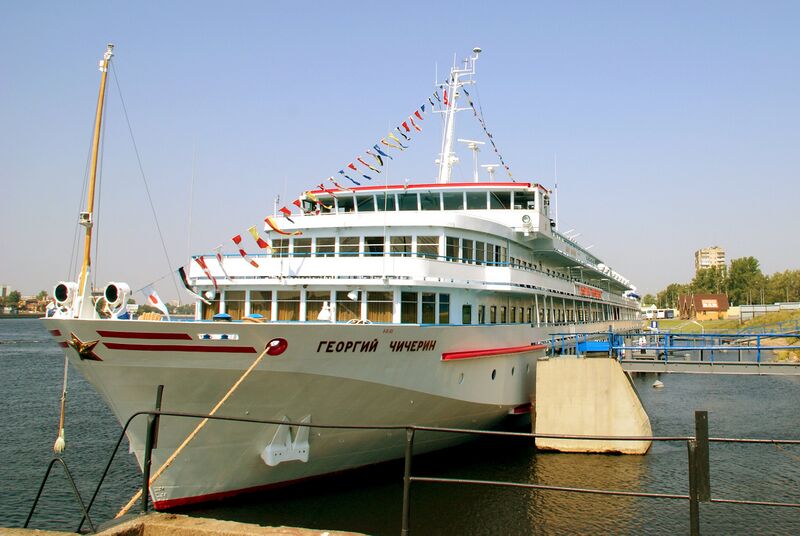 Файл:MS Chicherin.jpg