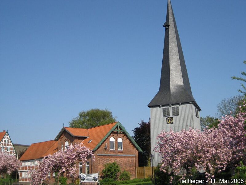 Файл:Borsteler Kirche.jpg