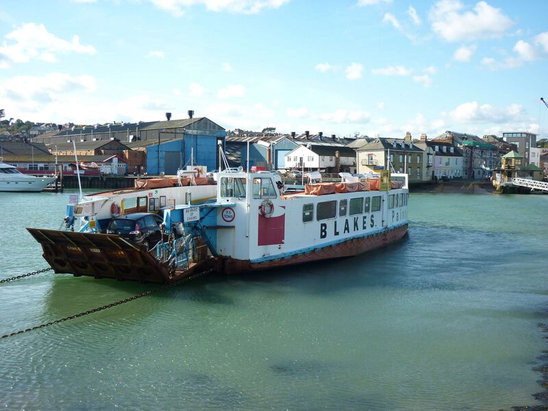 Файл:Cowes Floating Bridge New.JPG
