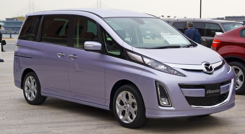 Файл:Mazda Biante 01.JPG