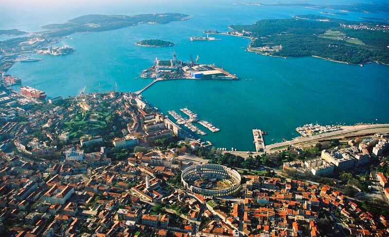 Файл:Pula Aerial View.jpg