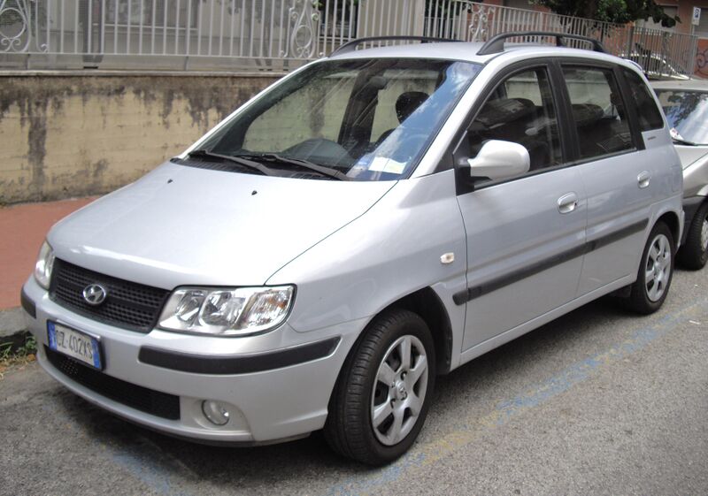 Файл:2008 Hyundai Matrix facelift front.JPG