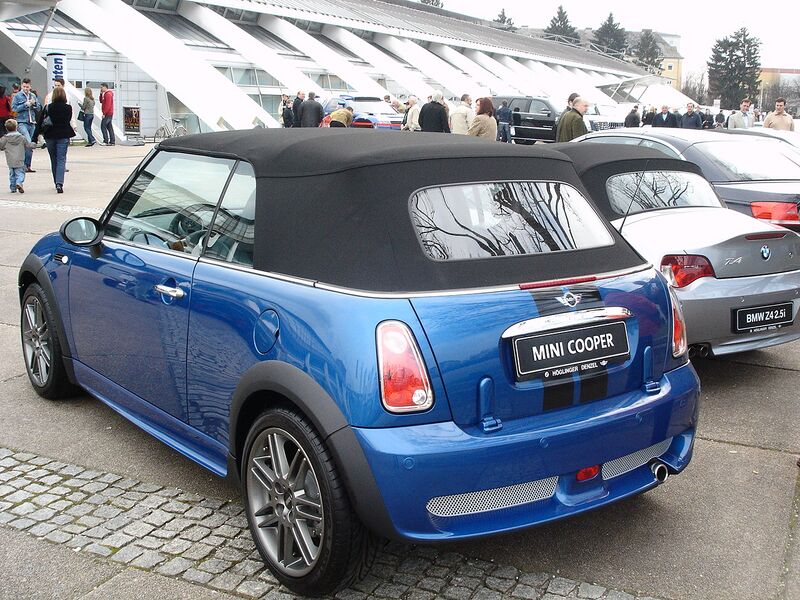 Файл:Mini Cooper Convertible Heck.jpg