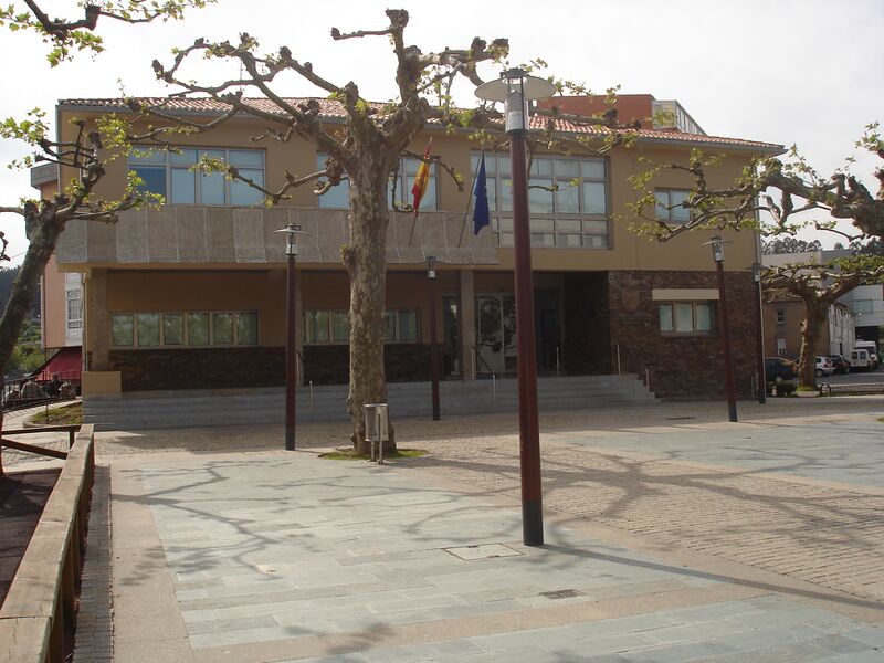 Файл:Casa do Concello de Carral.JPG