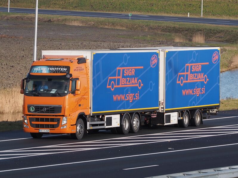 Файл:Volvo FH, Sigr Bizjak.JPG