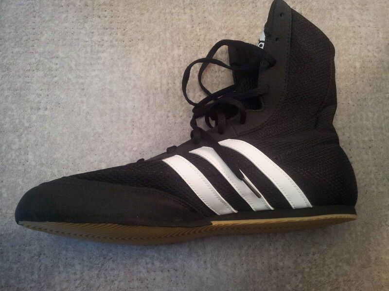 Файл:Chaussure savate.JPG