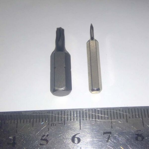 Файл:Hexagon bits.jpg