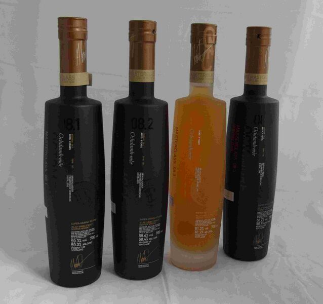 Файл:Octomore Masterclass.jpg