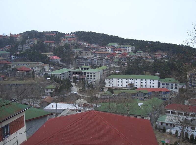 Файл:Lushan - villas.JPG