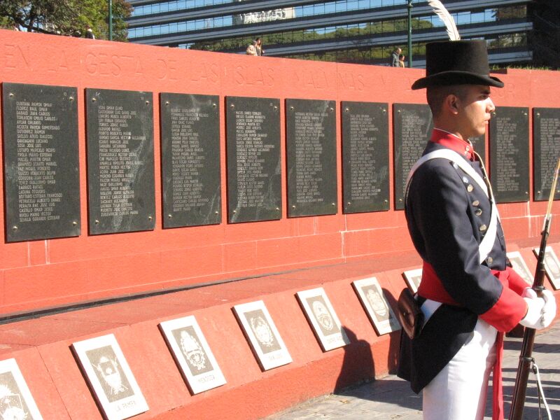 Файл:Malvimasmemorial.jpg