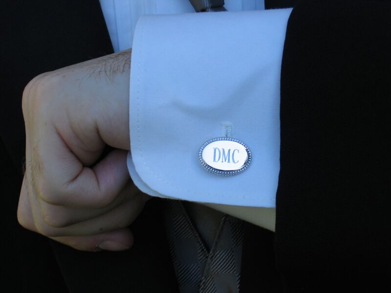 Файл:Cuff-link.JPG