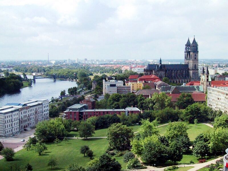 Файл:ViewOfMagdeburg.jpg