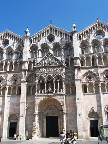 Файл:212FerraraCattedrale.JPG