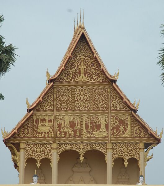 Файл:Pha That Luang vat.JPG