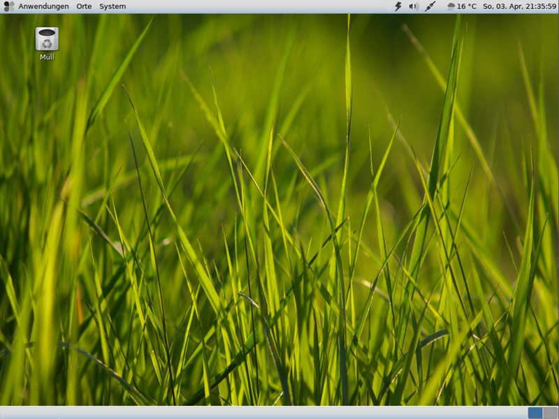 Файл:Fuduntu14.9-defaultdesktop.png