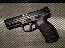 Самозарядный пистолет Heckler & Koch VP9