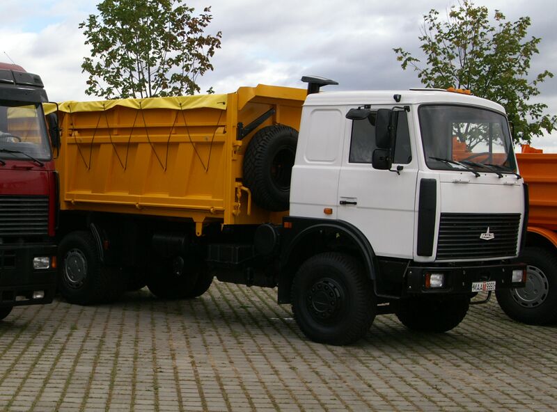 Файл:MAZ 5516.JPG