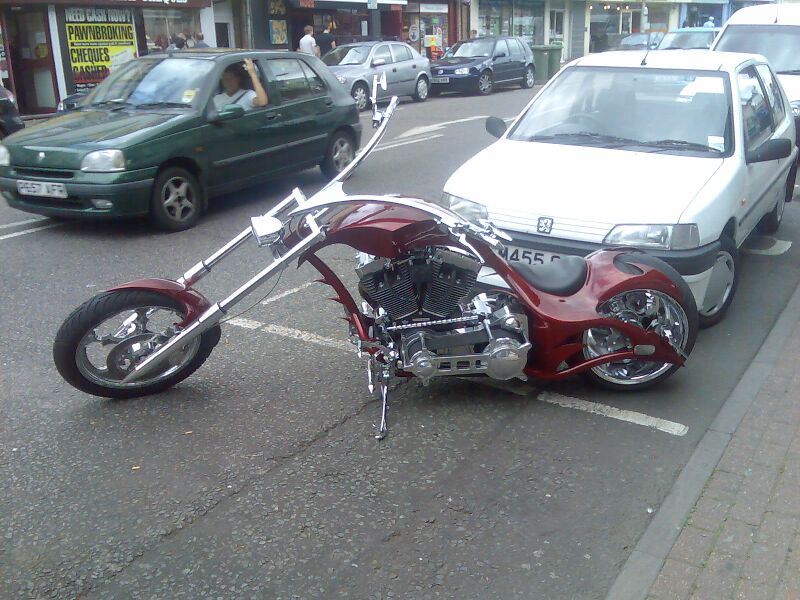 Файл:Custom motorcycle Kettering.jpg