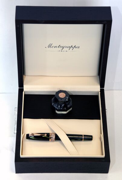 Файл:Montegrappa Extra.jpg