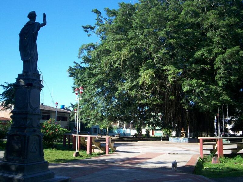 Файл:ParqueColon.jpg