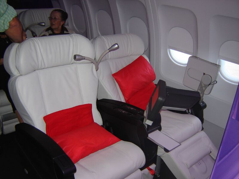 Файл:Virgin America first class.jpg