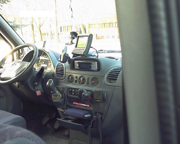 Файл:Mercedes Sprinter 2000 cab.JPG