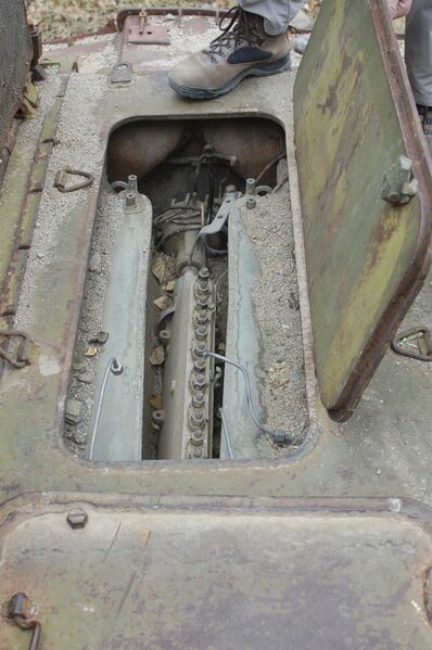 Файл:T-62 engine.jpg