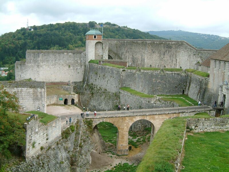 Файл:Citadelle Besancon.JPG