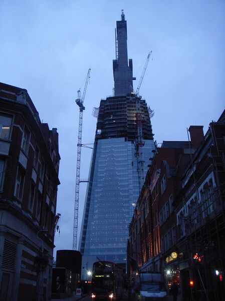 Файл:The Shard 23rd December 2010.JPG